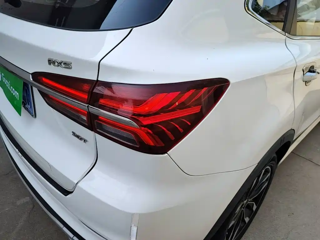 Roewe RX5 — миниатюра 8