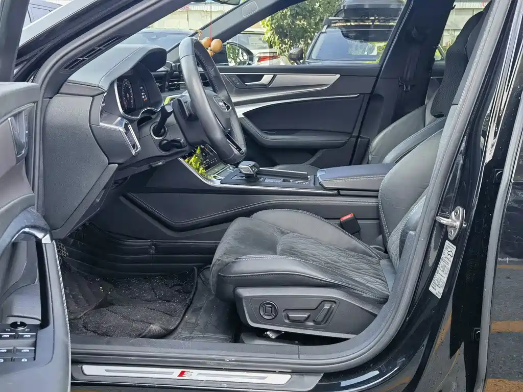 Audi A6L — миниатюра 5
