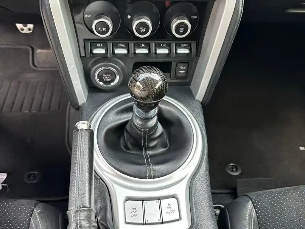 Toyota 86 — миниатюра 5