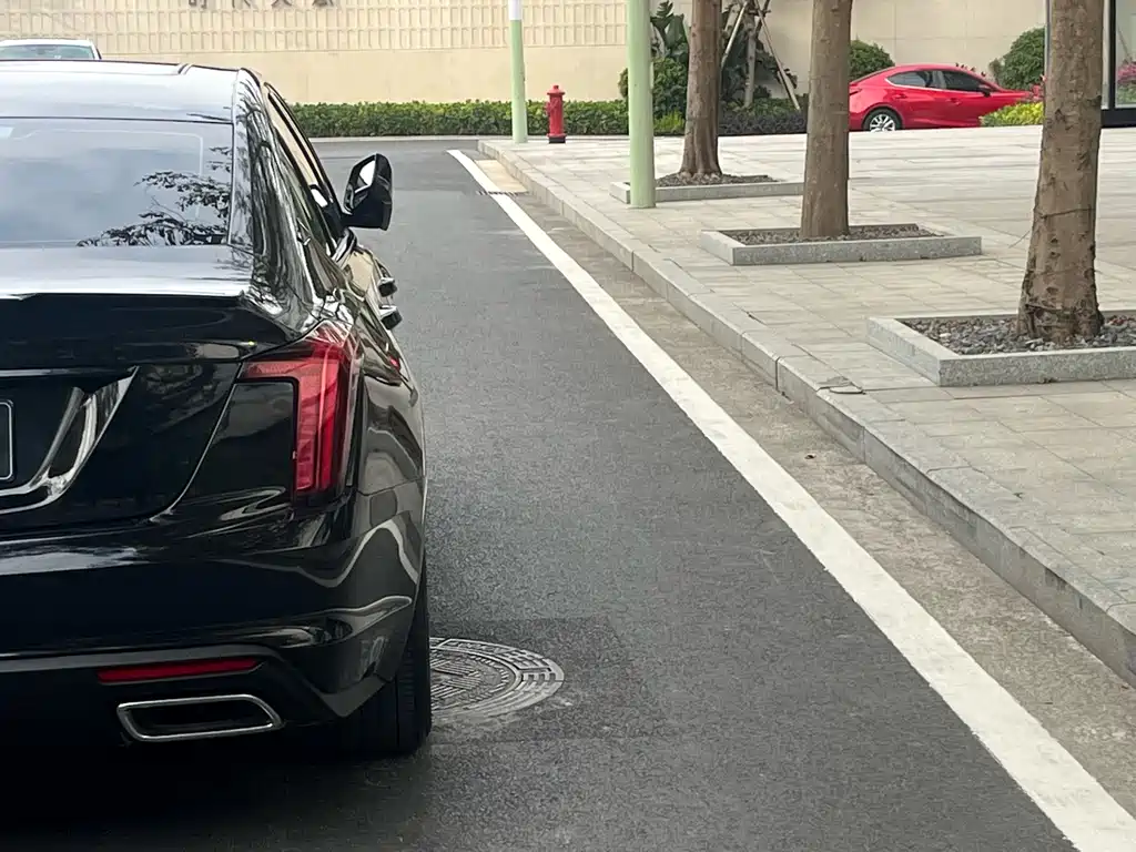 CADILLAC CT5