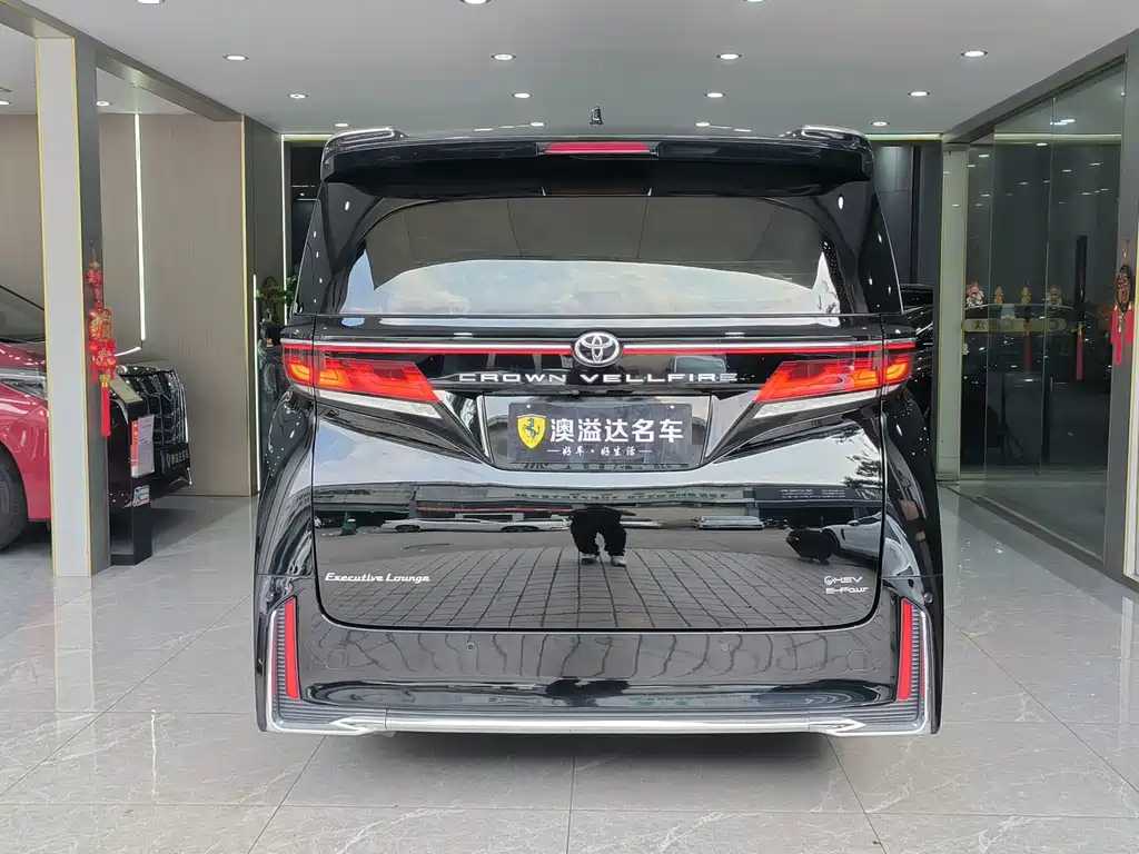 Toyota Vellfire — миниатюра 27