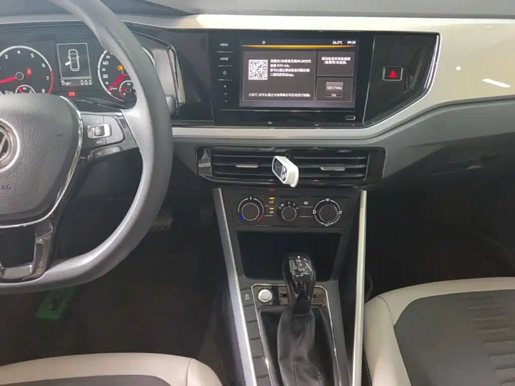 Volkswagen Polo — миниатюра 13