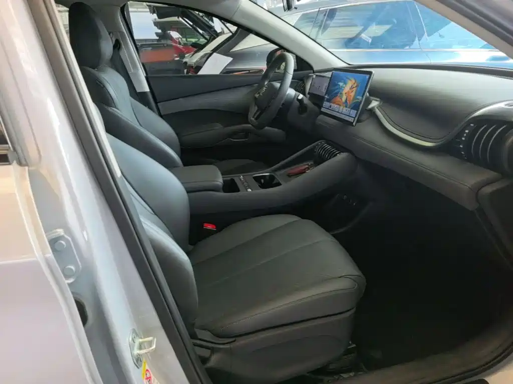 BYD Yuan Plus — миниатюра 25