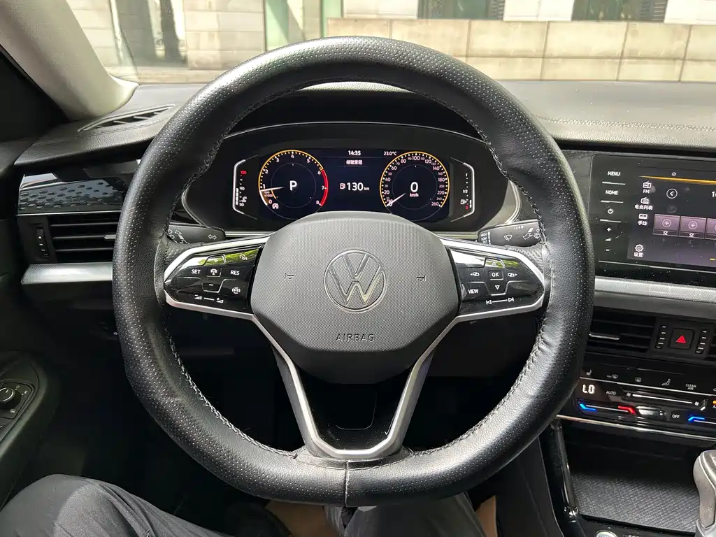 Volkswagen Passat — миниатюра 8