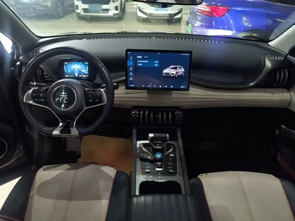 BYD Yuan Plus — миниатюра 10