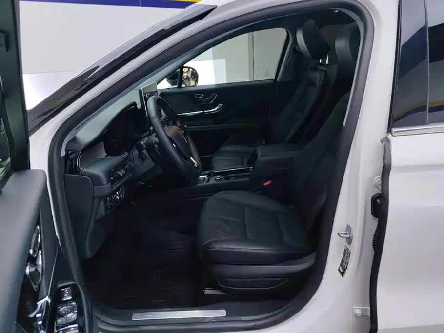 Lincoln Corsair 2022 2.0T