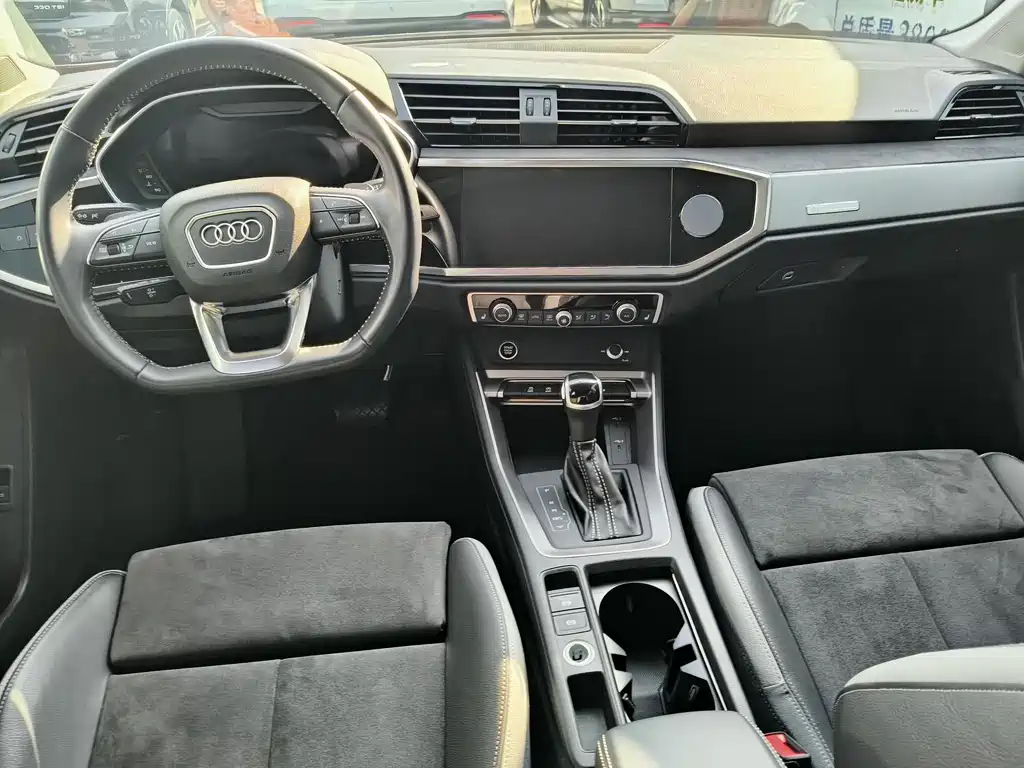 Audi Q3 — миниатюра 8