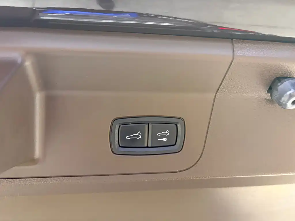 Porsche Panamera — миниатюра 16