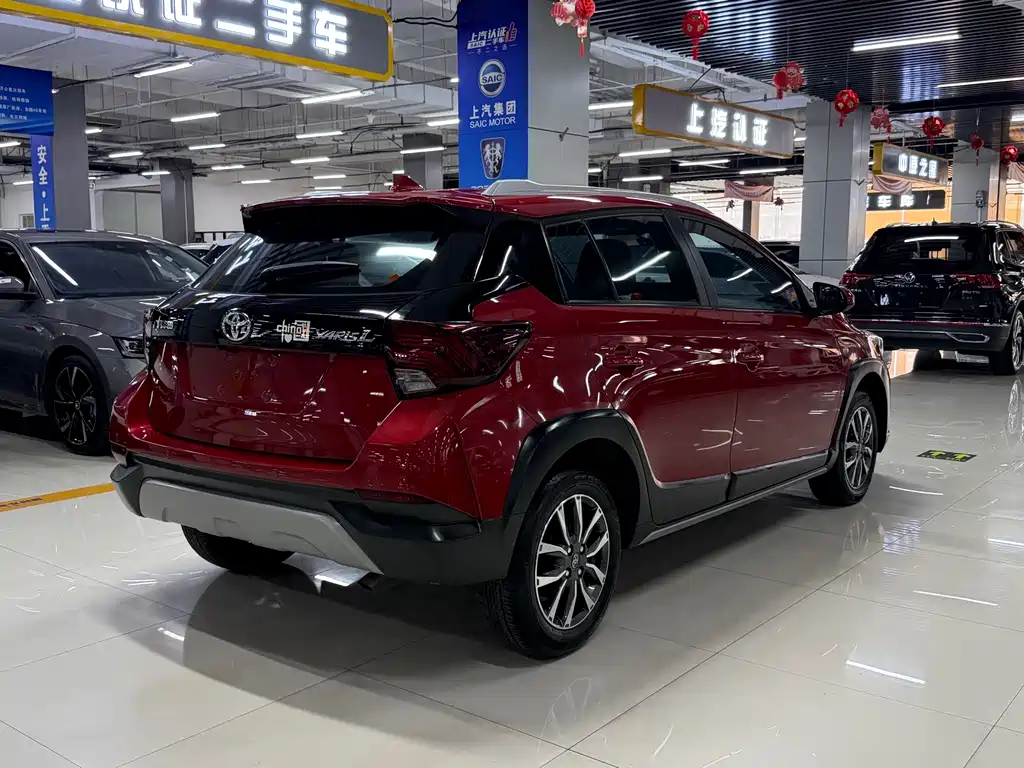 Toyota Yaris L — миниатюра 7
