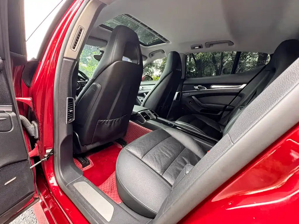 Porsche Panamera — миниатюра 6