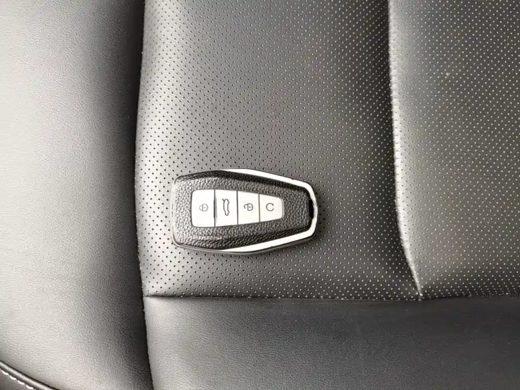 Geely Haoyue — миниатюра 9