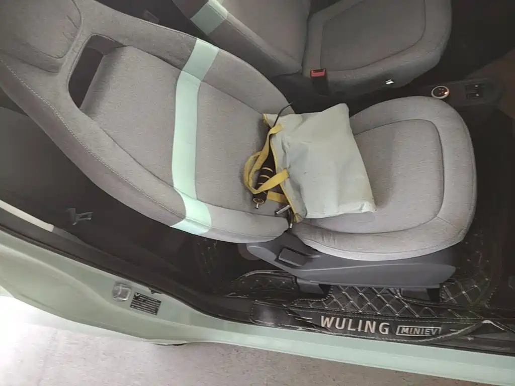 Wuling MINIEV — миниатюра 25