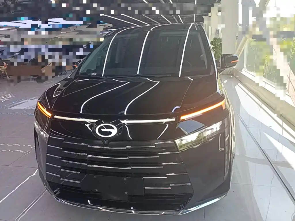 GAC Motor Trumpchi E8 PHEV — миниатюра 3
