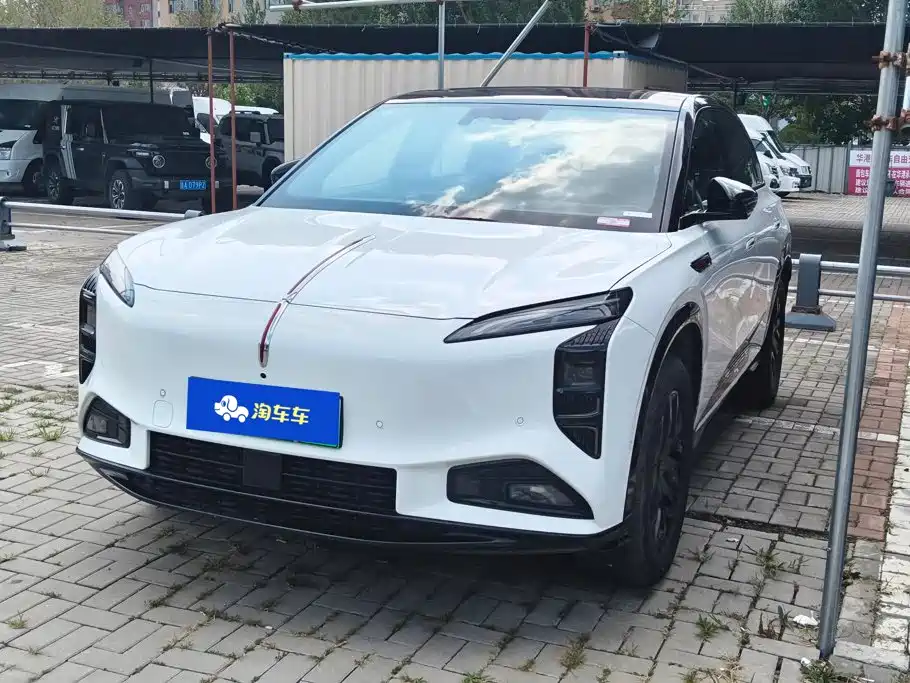 Hongqi Hongqi Tiangong 08