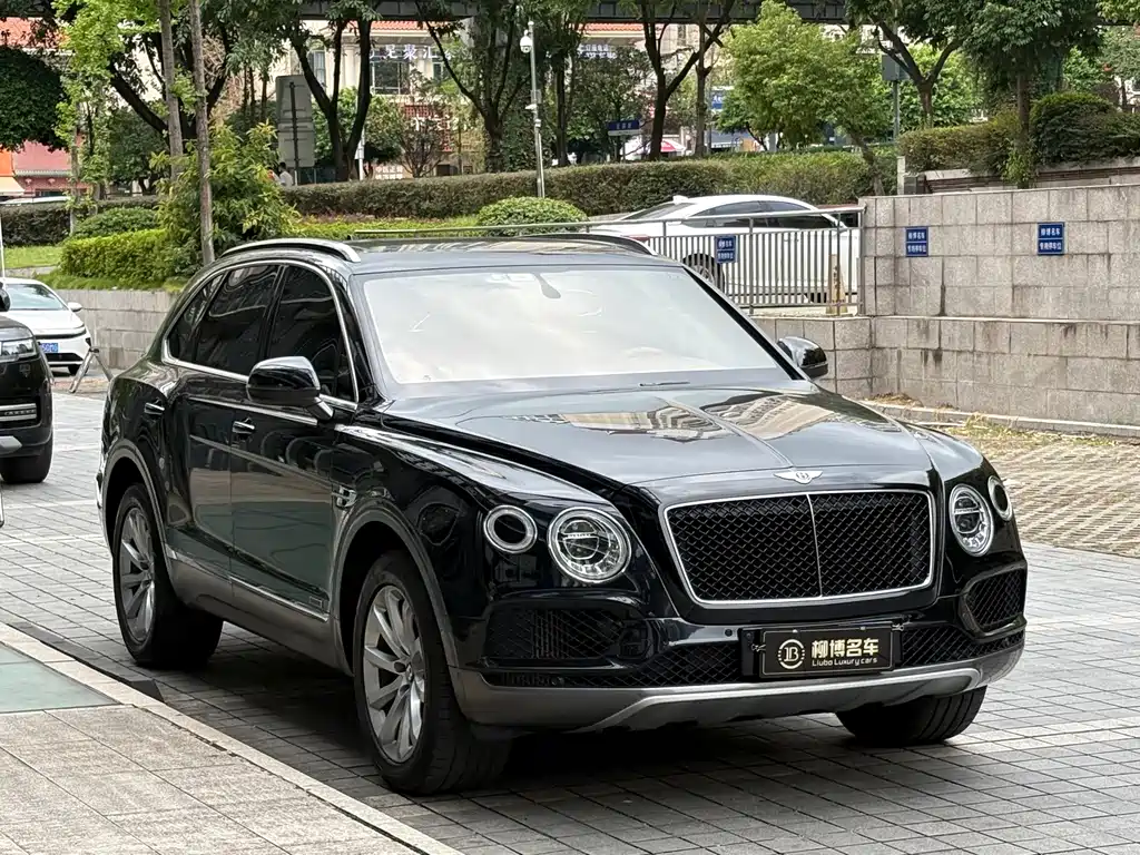 Bentley Bentayga — миниатюра 3