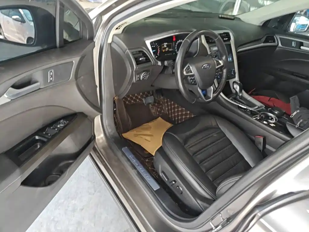 Ford Mondeo — миниатюра 16