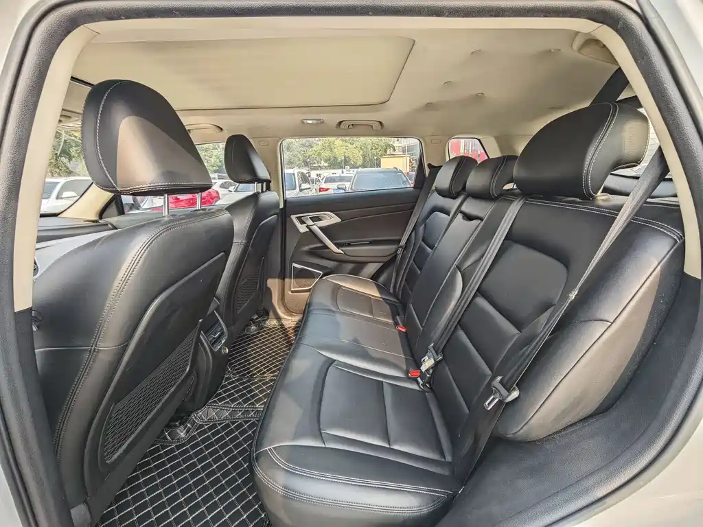 GEELY AUTOMOBILE BOYUE