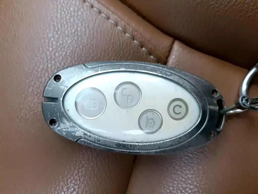 BYD MAX — миниатюра 9