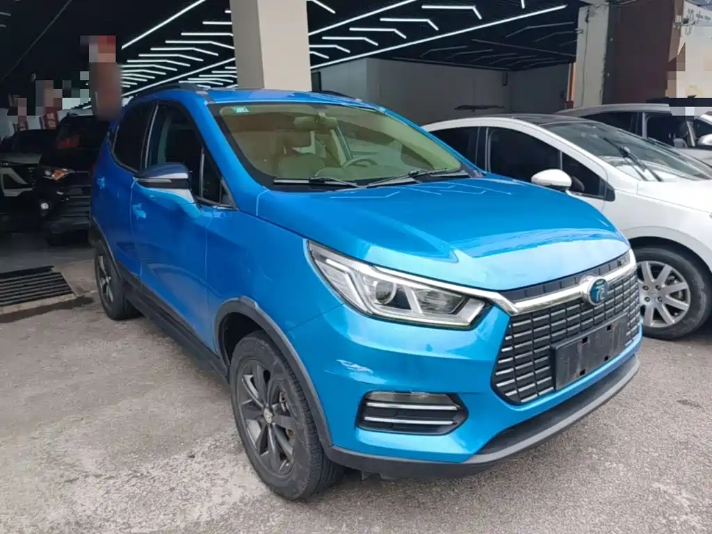 BYD Yuan EV — миниатюра 4