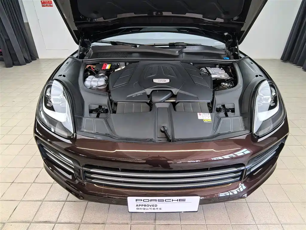 Porsche Cayenne — миниатюра 24