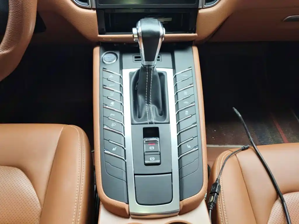 Zotye Zotye SR9 — миниатюра 10