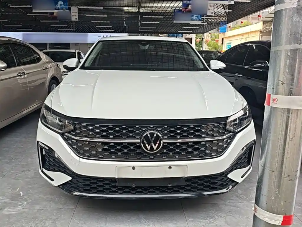 Volkswagen Lavida — миниатюра 3