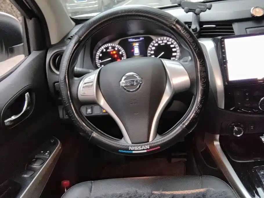Nissan Terra — миниатюра 15