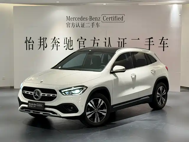 MERCEDES BENZ GLA