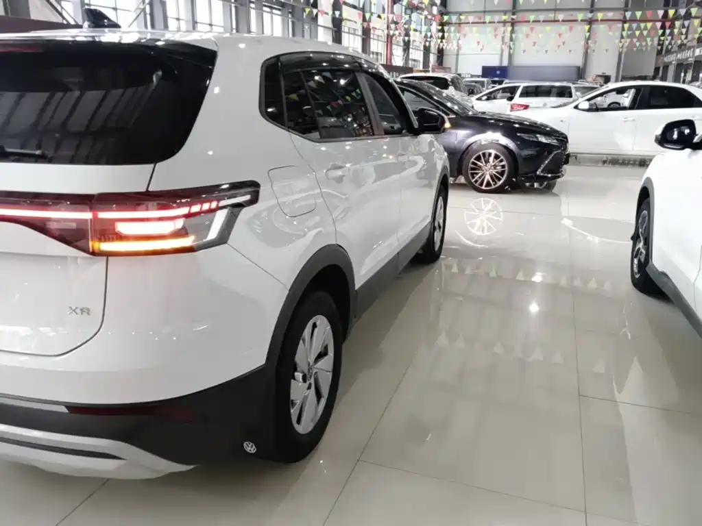 Volkswagen Tharu — миниатюра 8