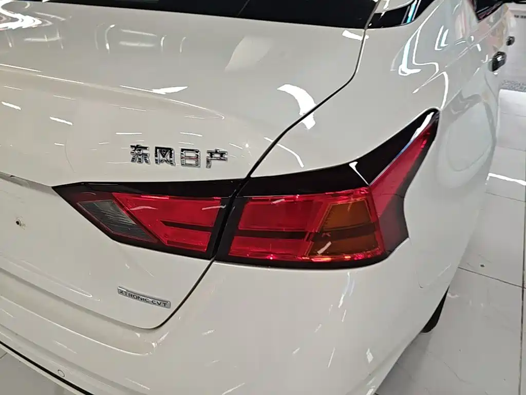 Nissan Teana — миниатюра 8
