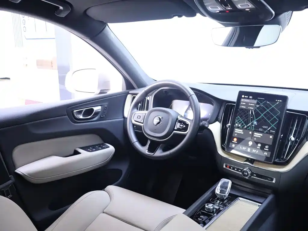 Volvo XC60 — миниатюра 14