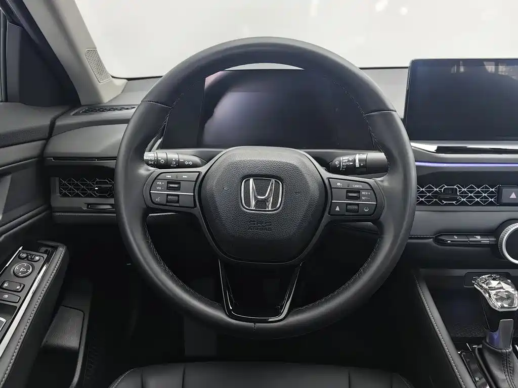 Honda Accord — миниатюра 11