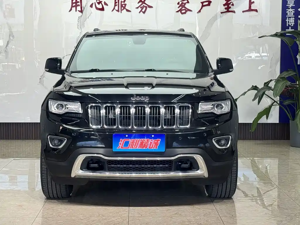 Jeep Grand Cherokee (Import) — миниатюра 2