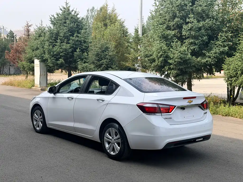 Chevrolet Cruze — миниатюра 4