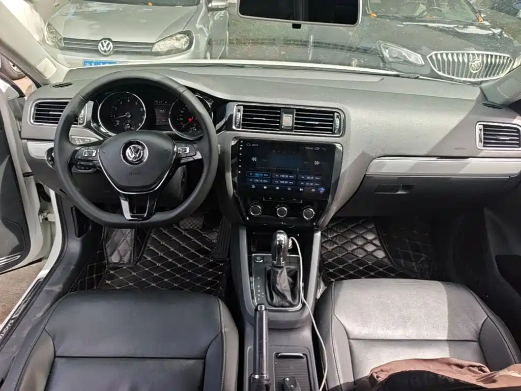 Volkswagen Sagitar — миниатюра 10