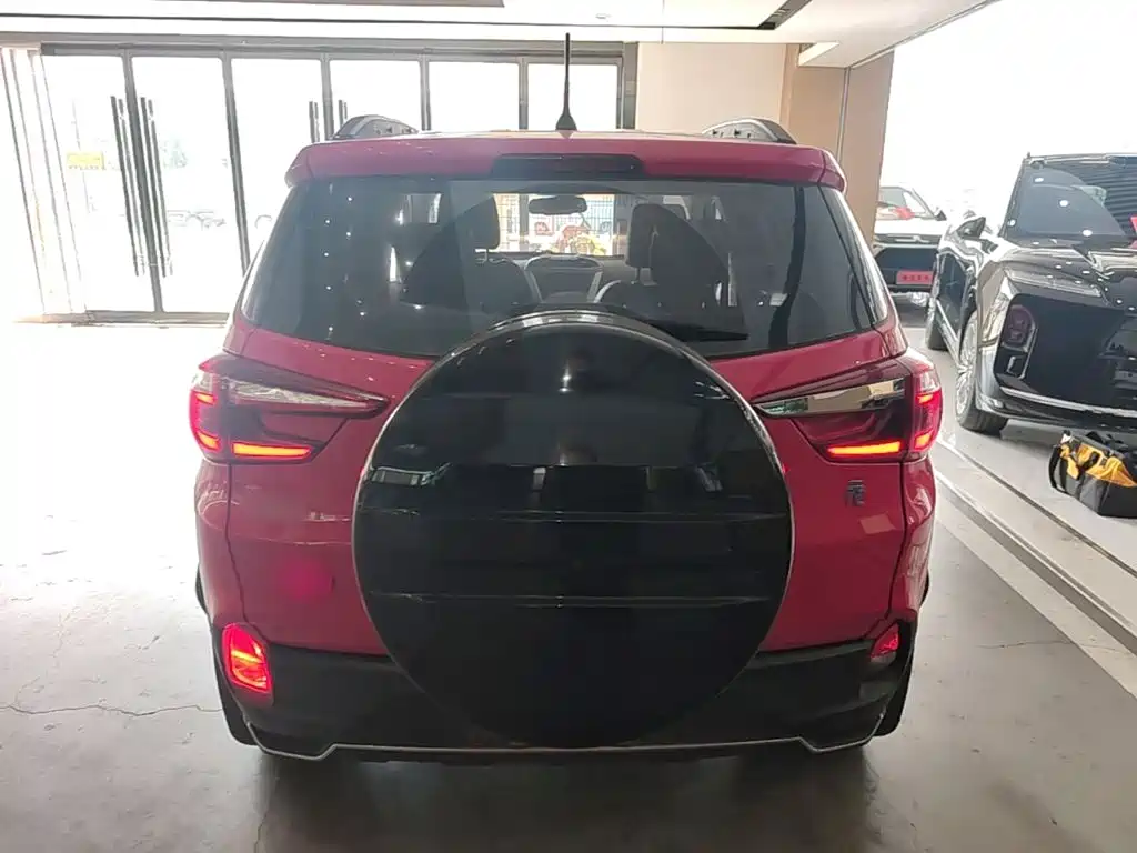BYD Yuan EV — миниатюра 6