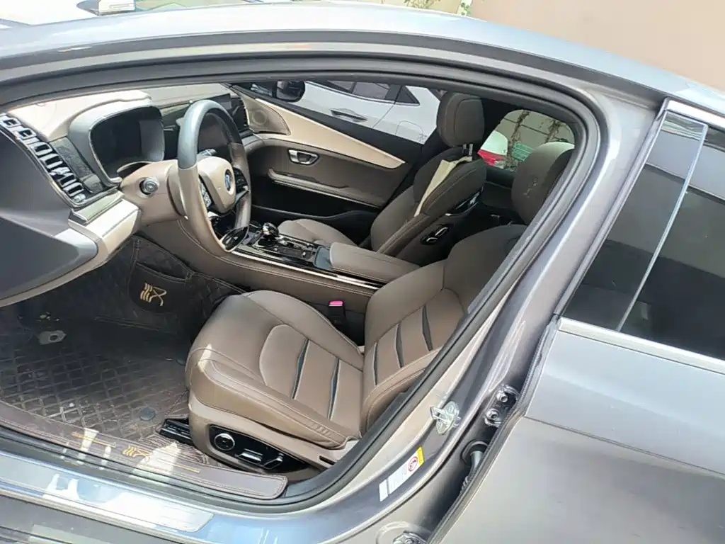 BYD Han — миниатюра 15
