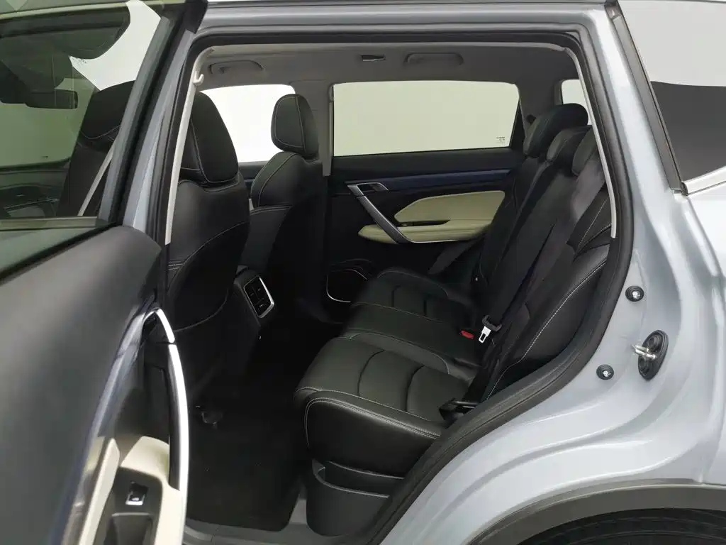 Geely Boyue — миниатюра 15