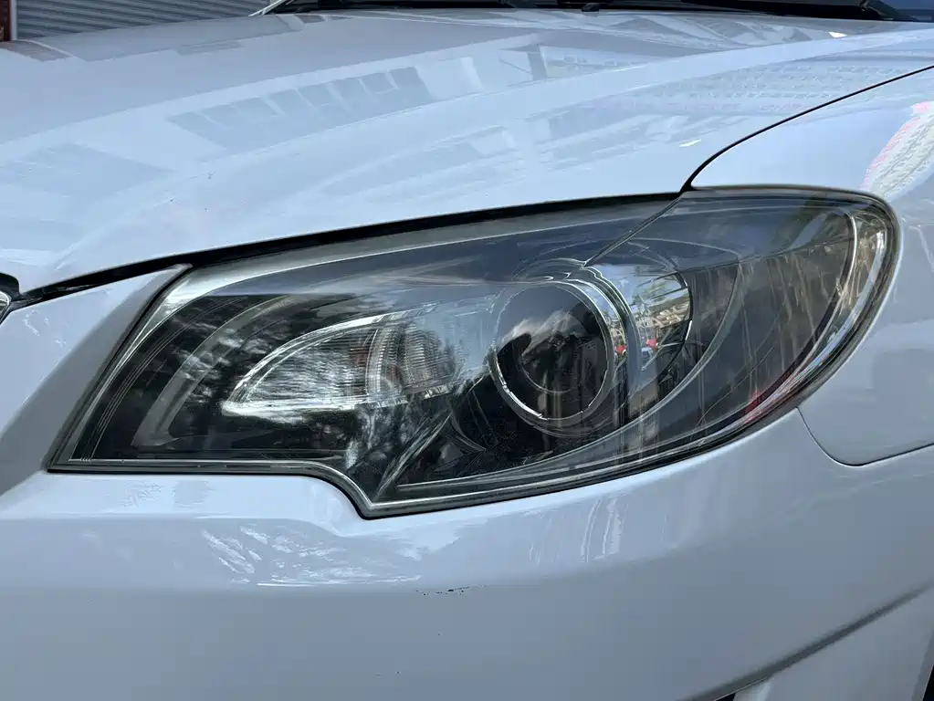 Toyota Corolla — миниатюра 11