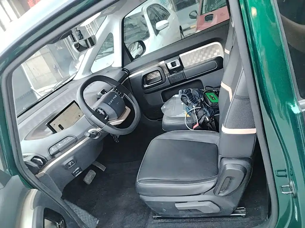 Baojun KiWi EV — миниатюра 15