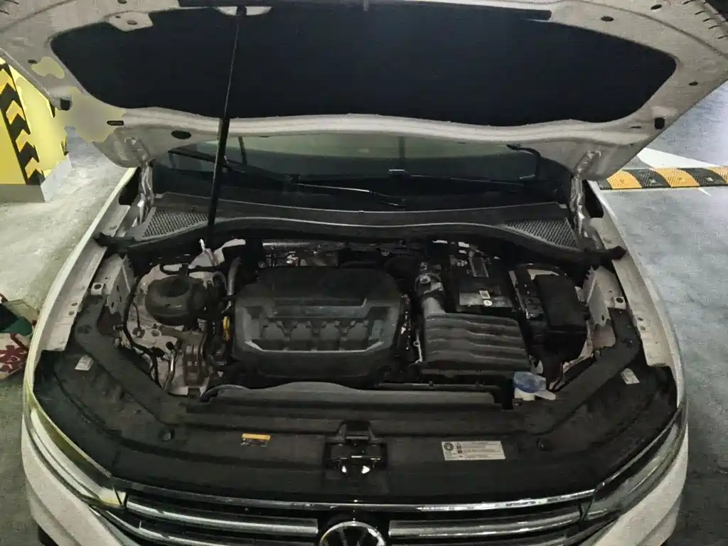 Volkswagen Tiguan L — миниатюра 11