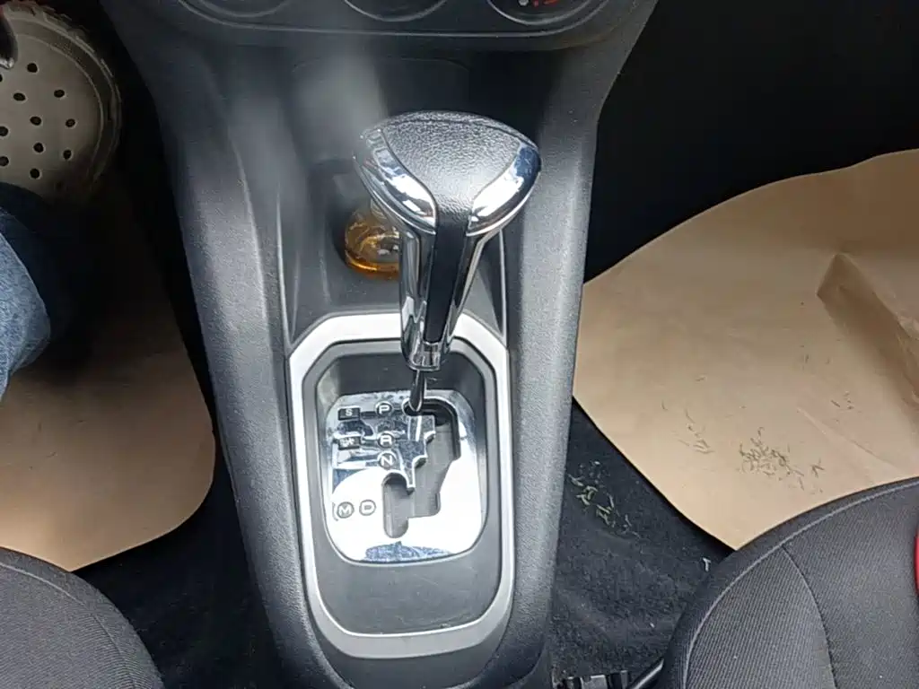 Citroen Elysee — миниатюра 14