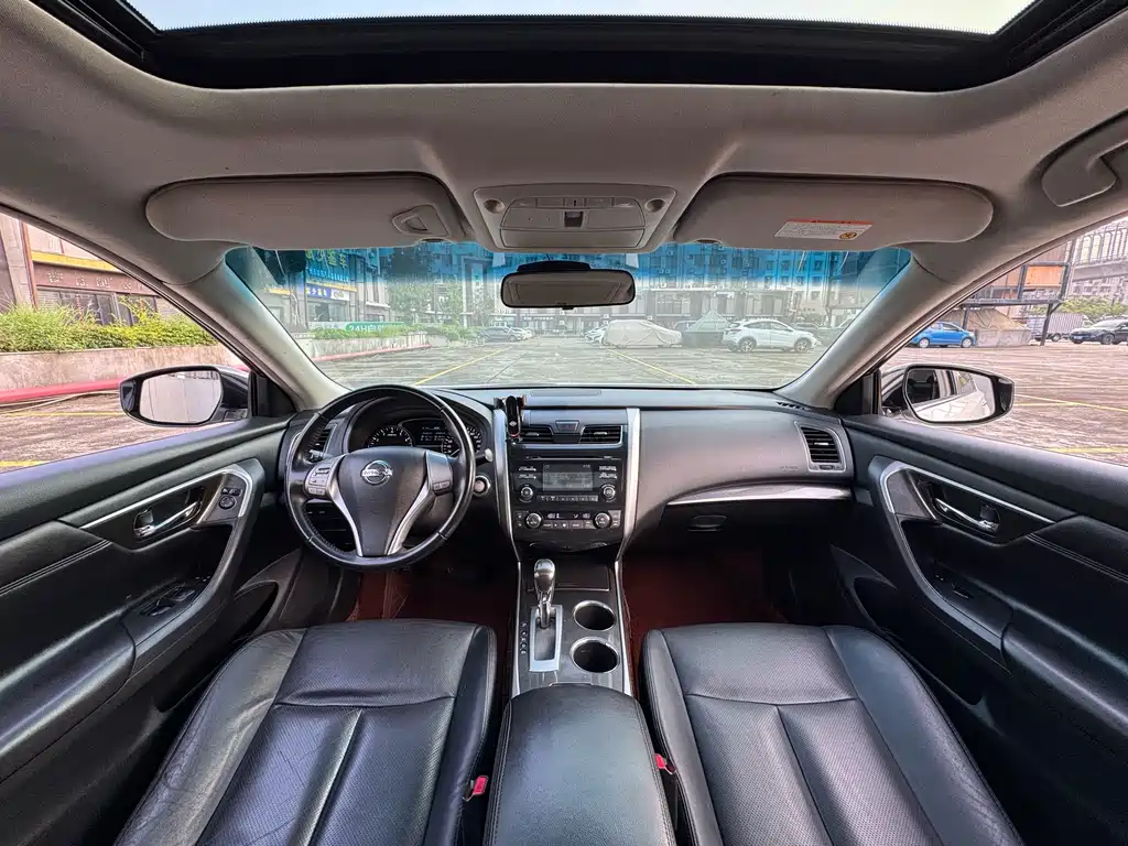 Nissan Teana — миниатюра 7