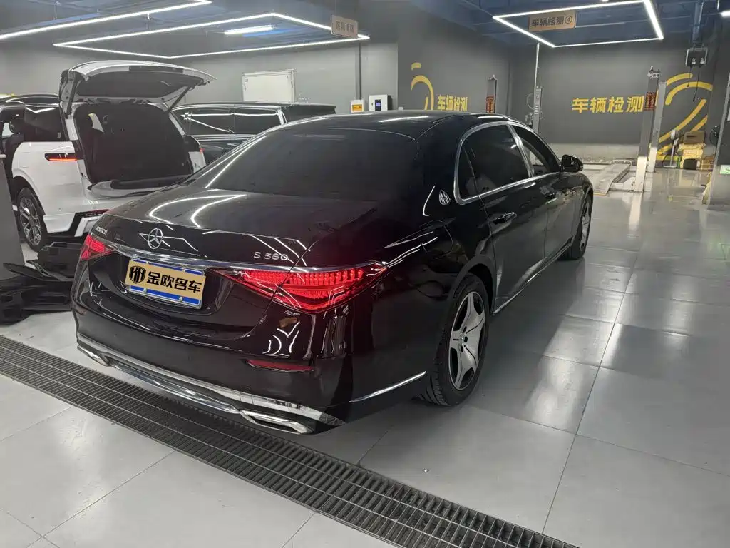 Mercedes-Benz S-Class — миниатюра 4