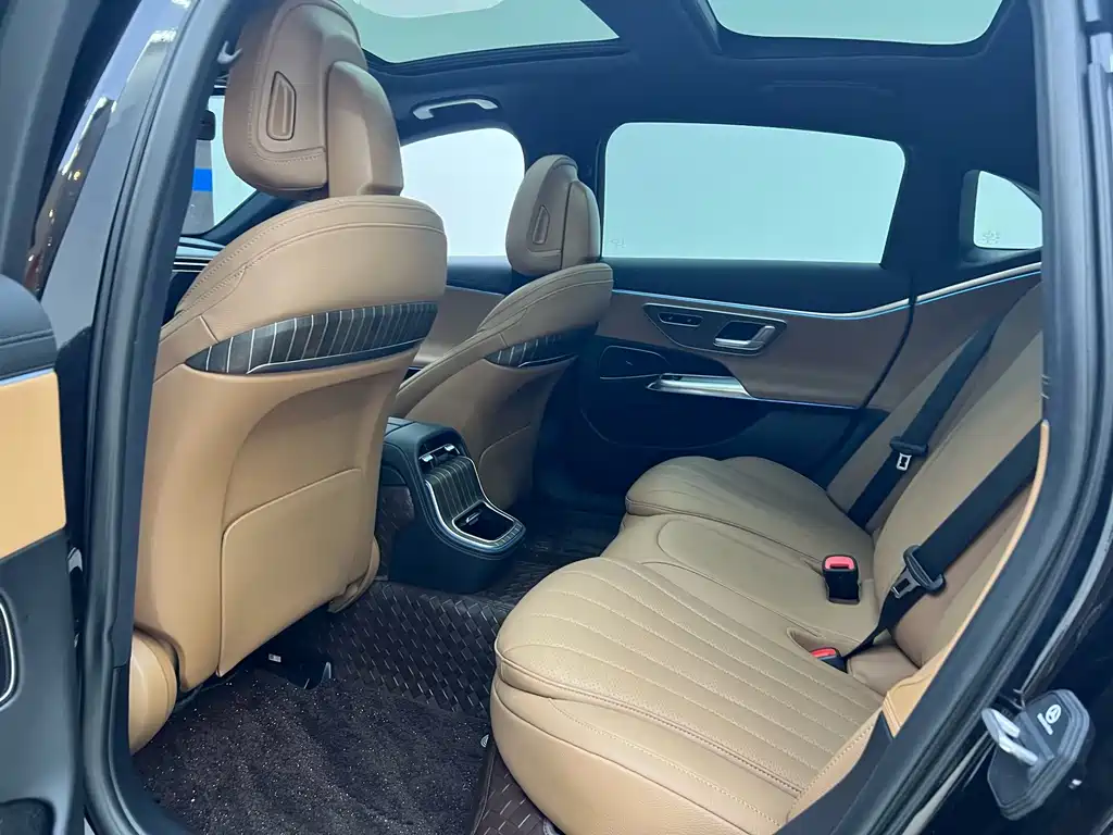 Mercedes-Benz E-Class New Energy — миниатюра 17