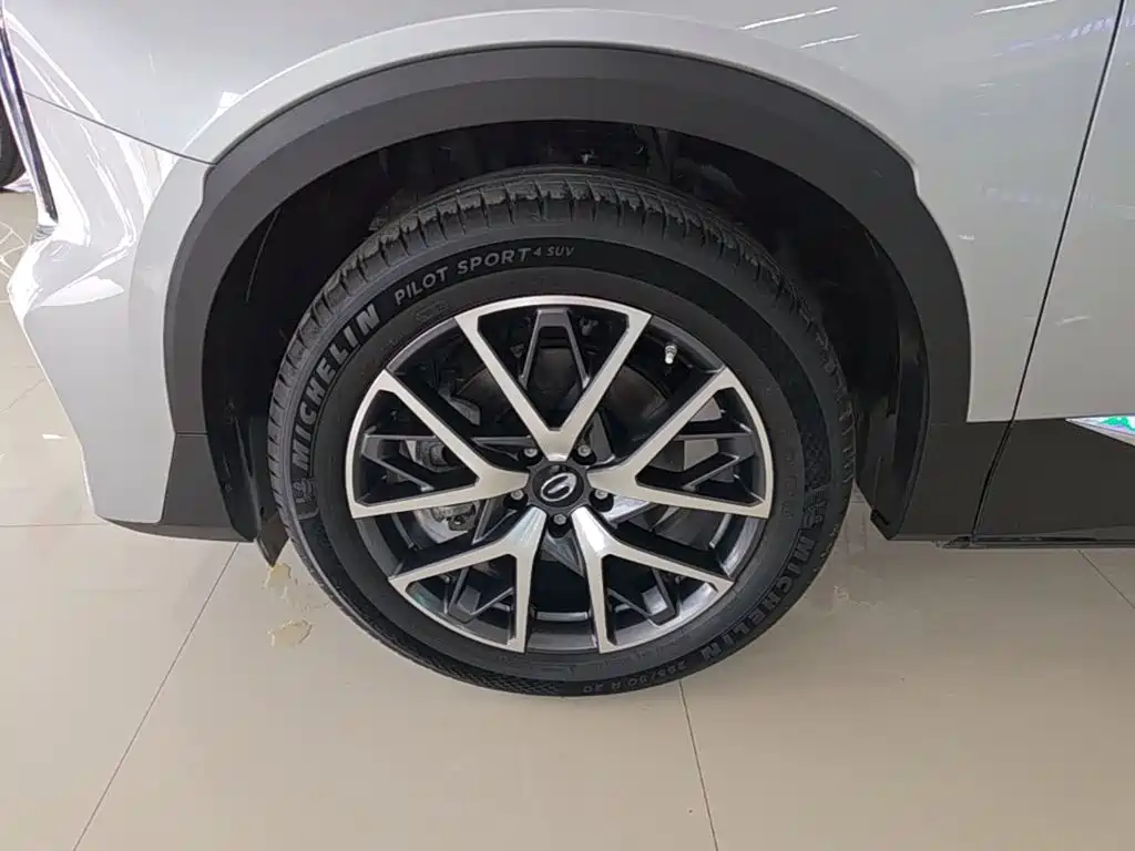 GAC Motor Trumpchi GS8 — миниатюра 23