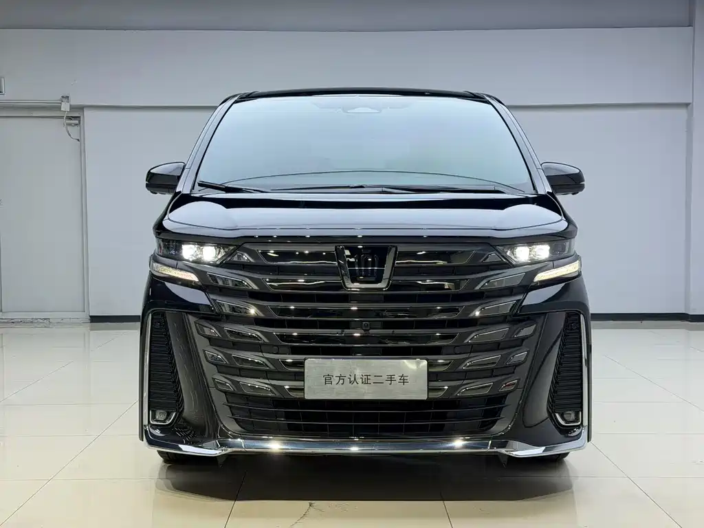 Toyota Vellfire — миниатюра 2