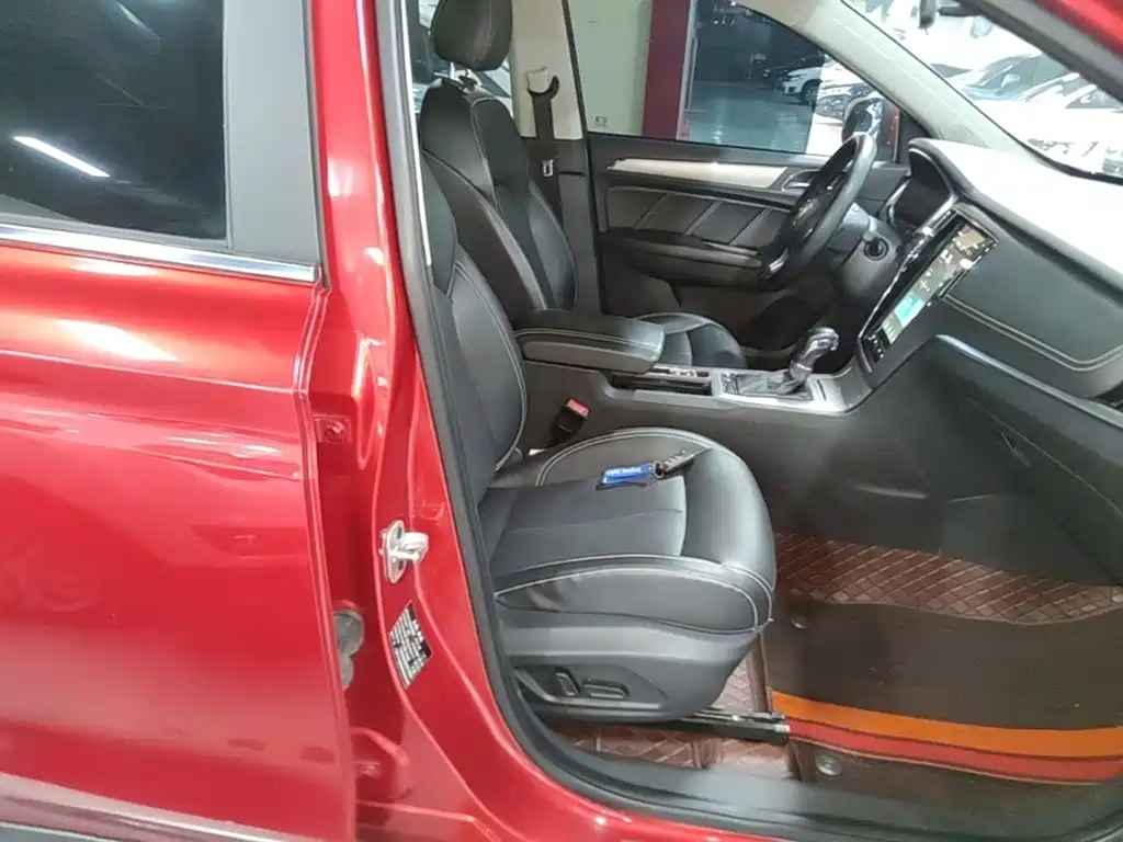 Roewe RX5 — миниатюра 25