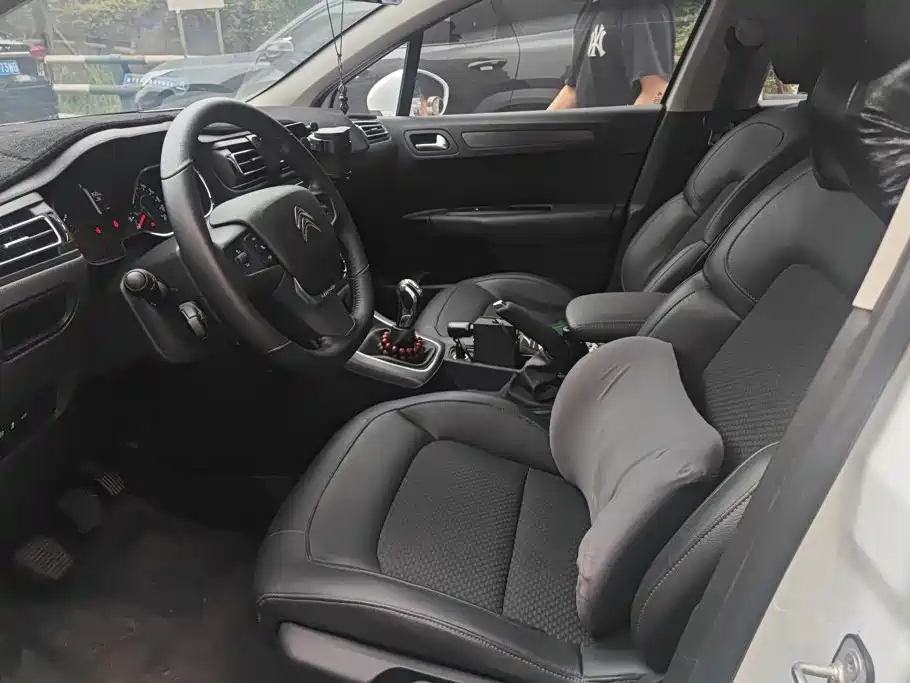 Citroen C4 — миниатюра 9