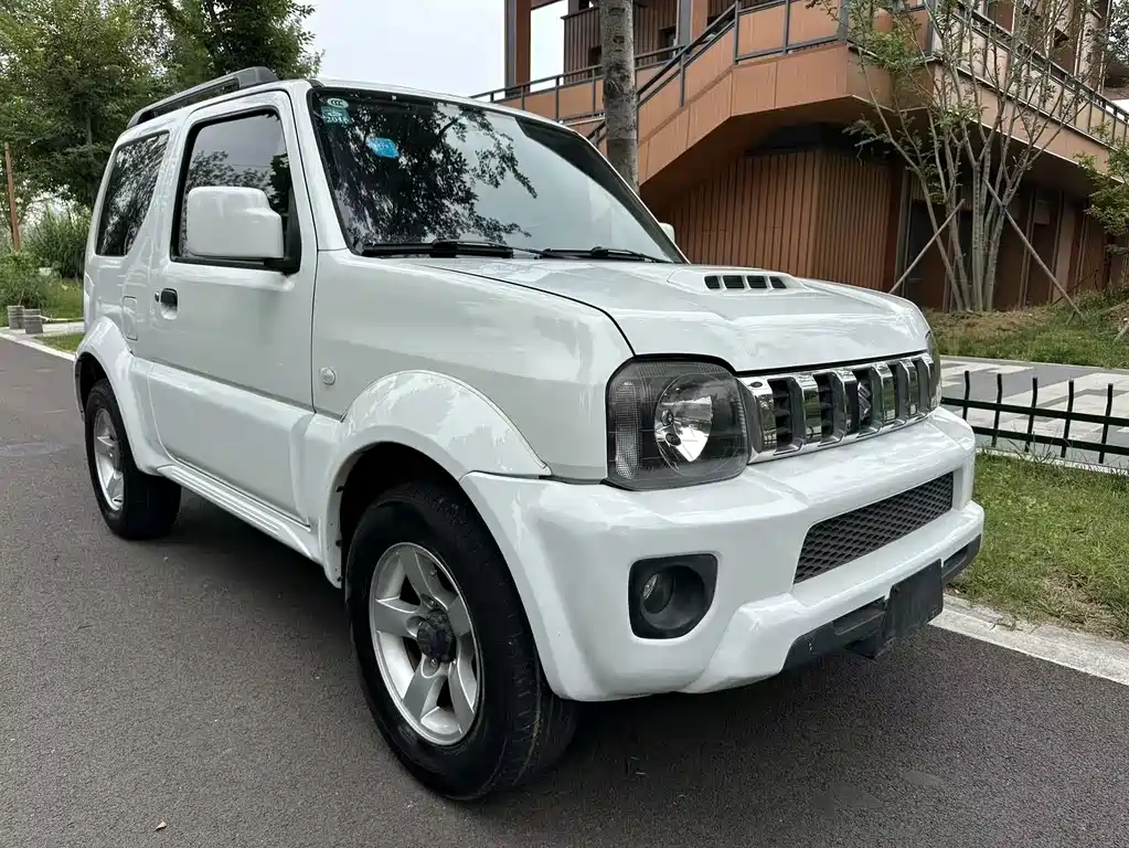 Suzuki Jimny — миниатюра 15